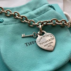 Authentic Tiffany & Co. Charm chain link bracelet with RTT heart and key
